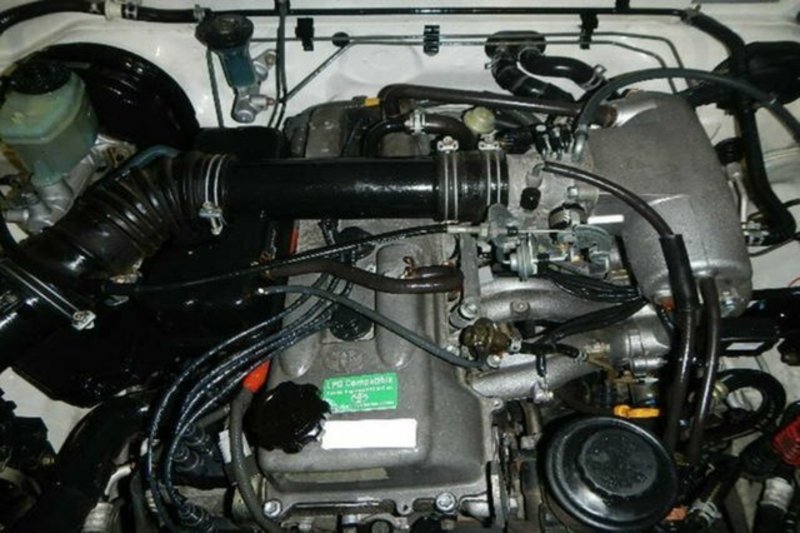 2003 TOYOTA HILUX RZN149R