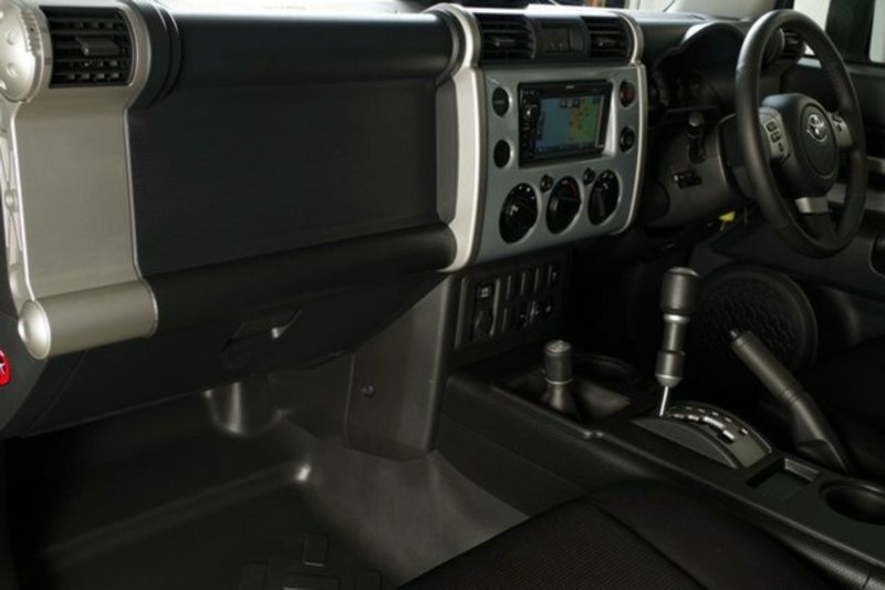 2016 TOYOTA FJ CRUISER GSJ15R MY14