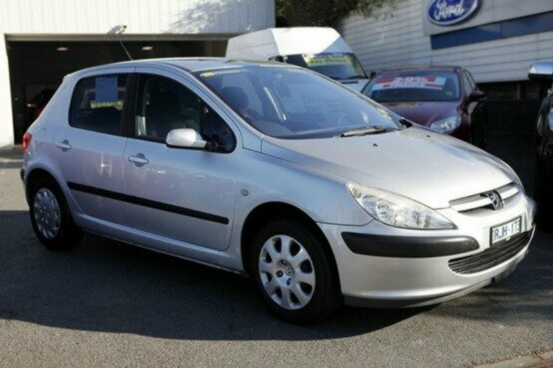 2002 PEUGEOT 307 XS T5