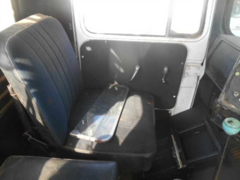 1977 MACK R600 SERIES R600 SERIES Truck