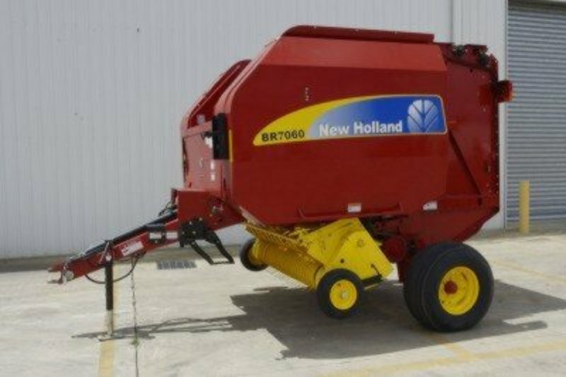 NEW HOLLAND 5000 BR7060 HayForage Equi