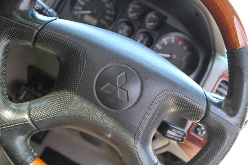 2004 MITSUBISHI PAJERO EXCEED LWB (4x4) NP