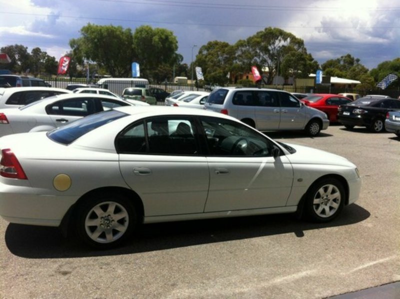 2005 HOLDEN COMMODORE EXE VZ