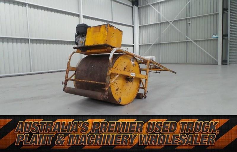 MENTAY CRICKET PITCH ROLLER