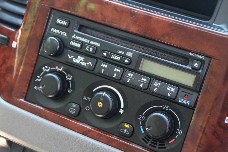 2004 MITSUBISHI PAJERO EXCEED LWB (4x4) NP