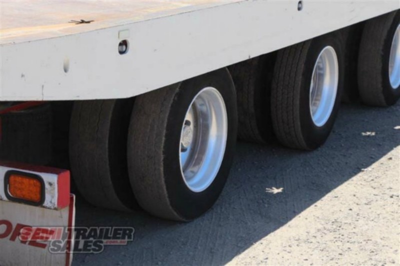 2012 MOORE Semi 48FT Drop Deck Mega Tilt