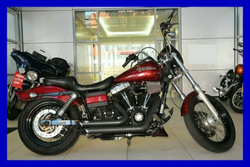 2011 HARLEY-DAVIDSON FXDB