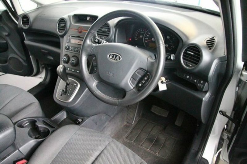 2008 KIA RONDO EX UN