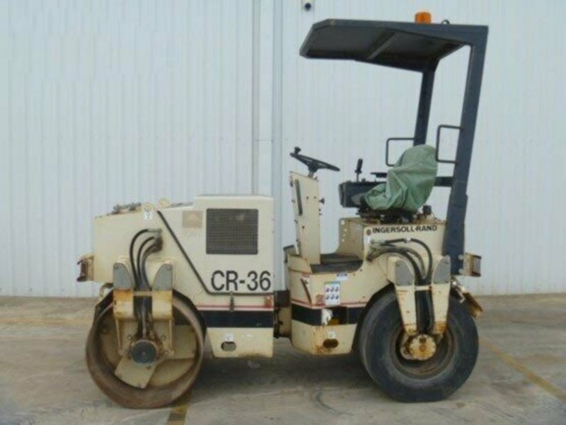 1995 Ingersoll Rand 7662 CR36 Roller Compacti