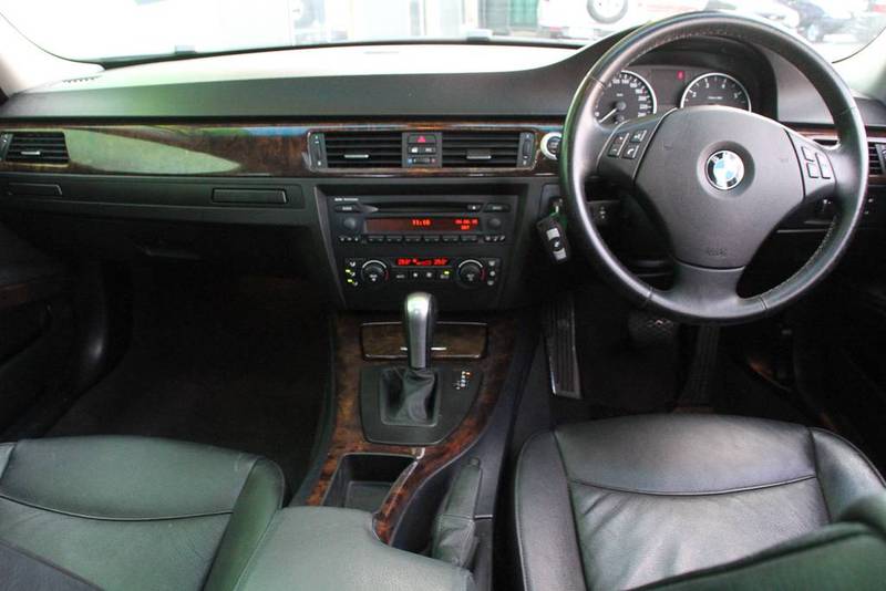 2005 BMW 3 20i EXECUTIVE E90
