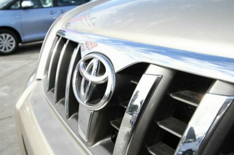 2005 TOYOTA Landcruiser Prado GRANDE 4X4