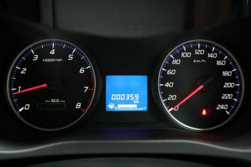 2013 MITSUBISHI OUTLANDER ES (4x2) ZJ