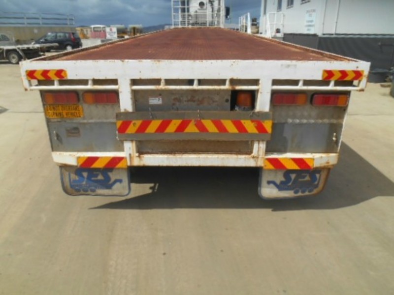 1983 Haulmark Flat top Semi Trailer