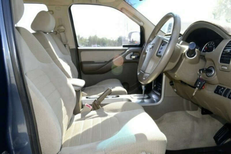 2005 NISSAN PATHFINDER ST-L (4x4) R51