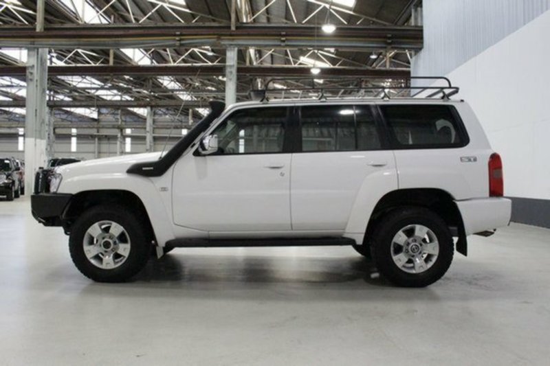 2006 NISSAN PATROL ST (4x4) GU IV