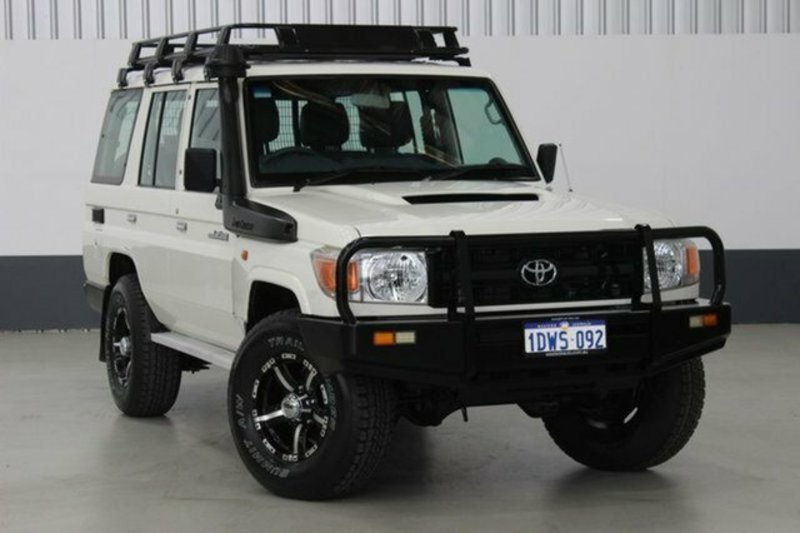 2012 TOYOTA LANDCRUISER WORKMATE (4x4) VDJ76R MY12 UPDATE