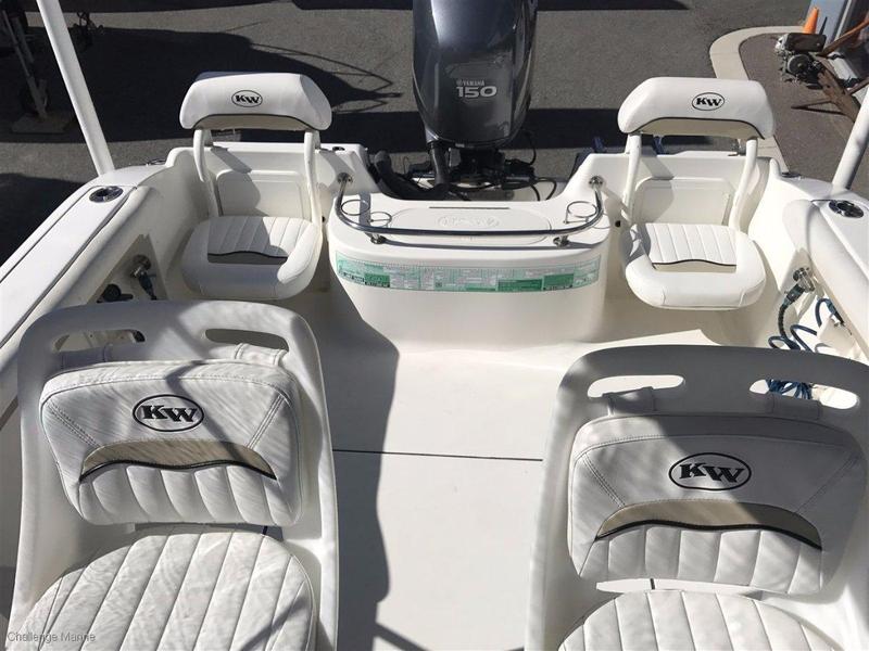Key West 211 Walkaround 4 Stroke Yamaha