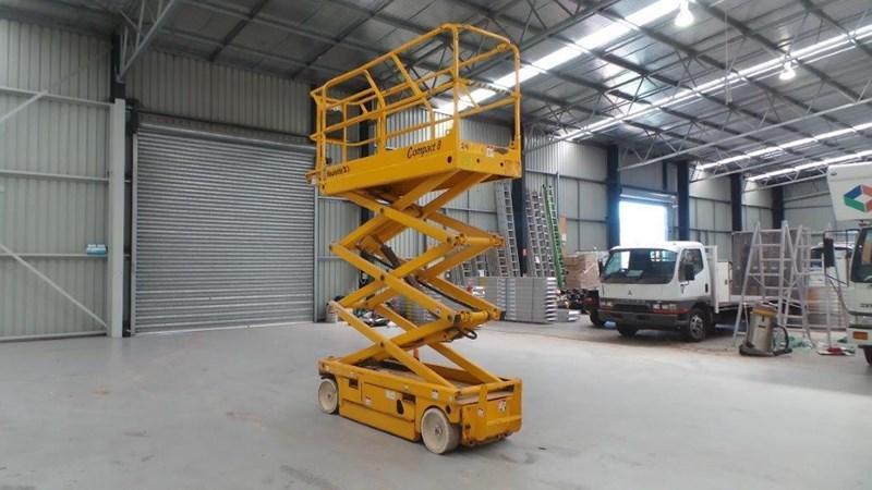 2005 HAULOTTE COMPACT 8W SCISSOR LIFT