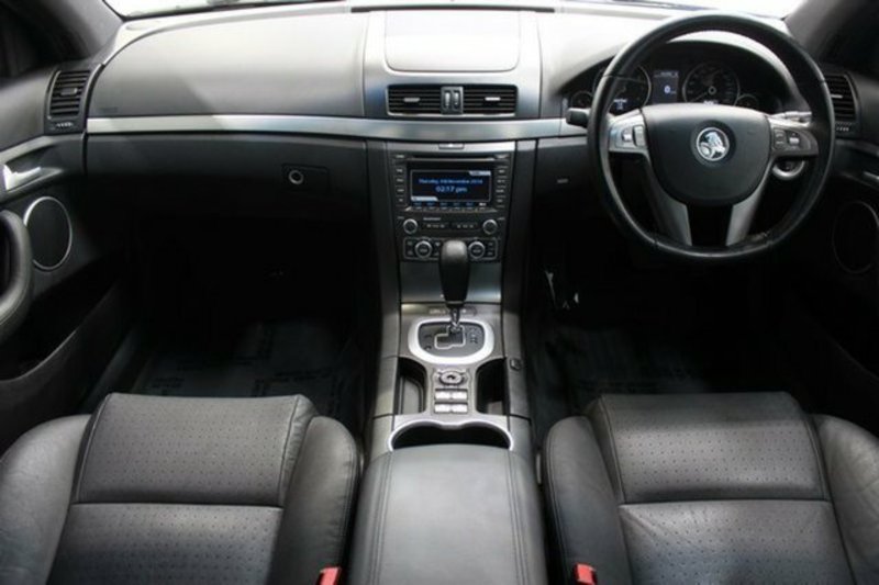 2009 HOLDEN CALAIS V VE MY09.5