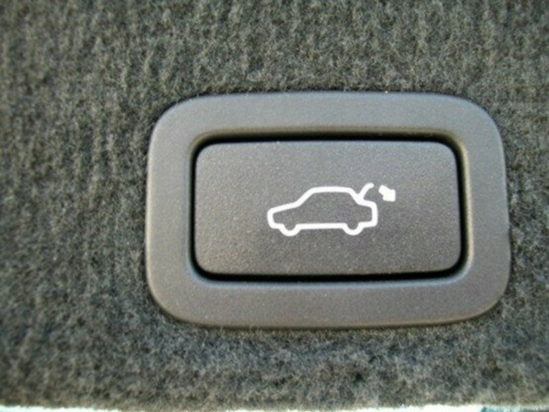 2013 VOLVO XC60 T5 PwrShift Teknik MY13