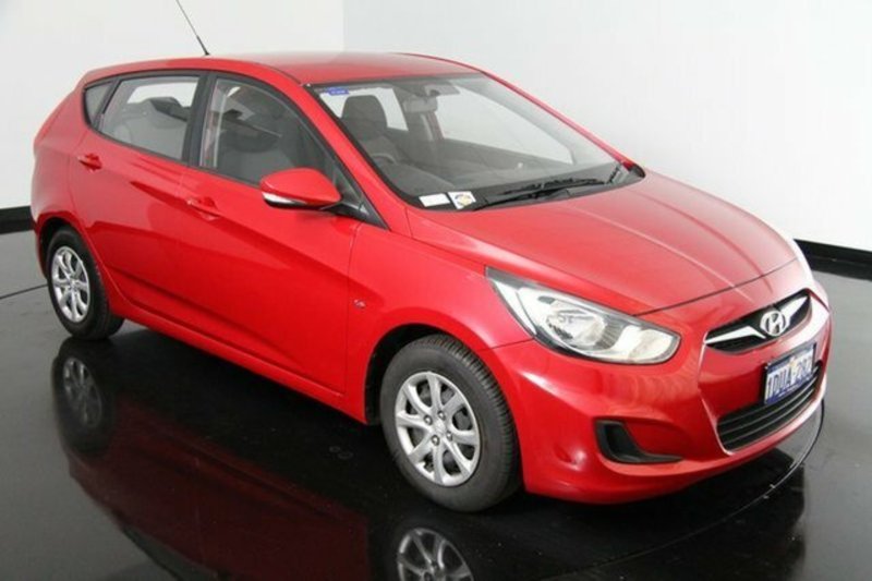 2012 HYUNDAI ACCENT ACTIVE RB
