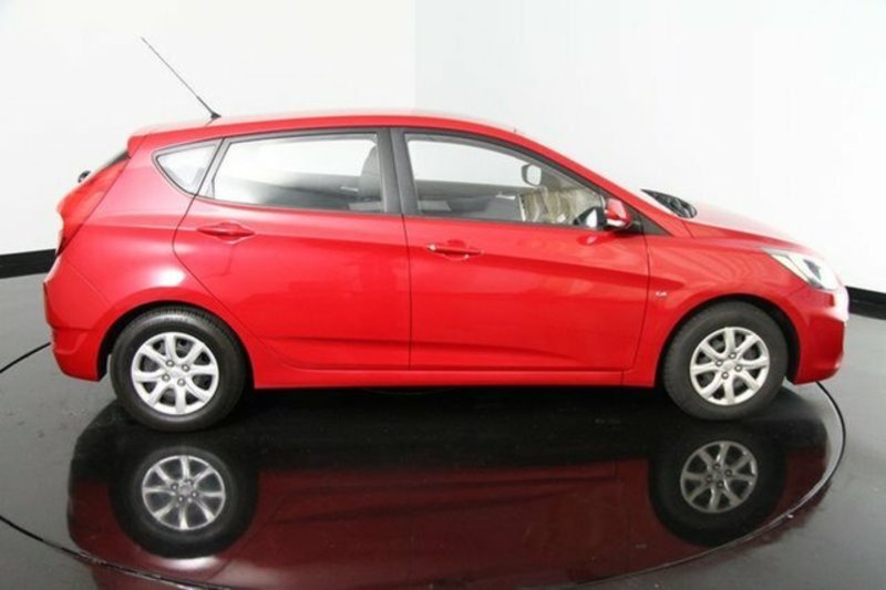 2012 HYUNDAI ACCENT ACTIVE RB