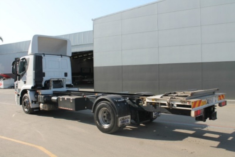 2013 IVECO Stralis ATi 360 Truck