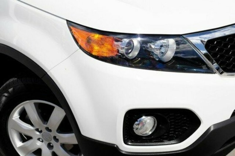 2010 KIA SORENTO Si (4x2) XM MY11
