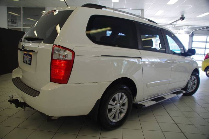 2012 KIA GRAND CARNIVAL S VQ MY12