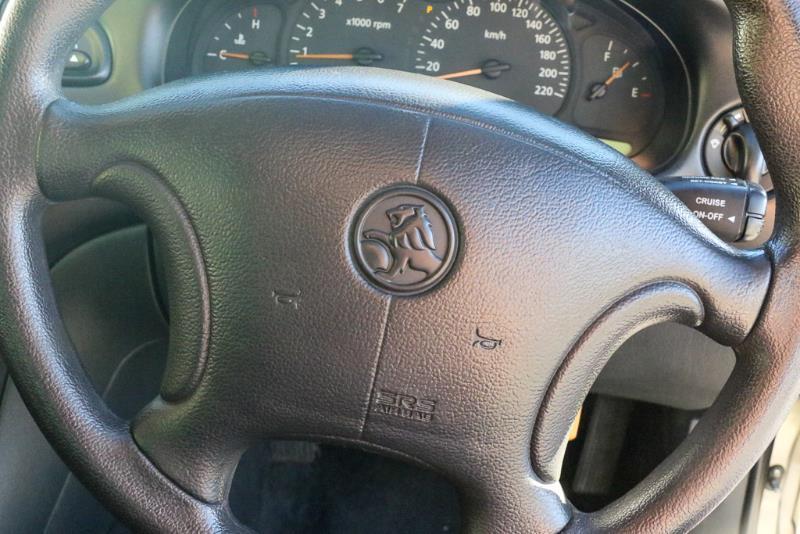2000 HOLDEN COMMODORE Berlina VT II