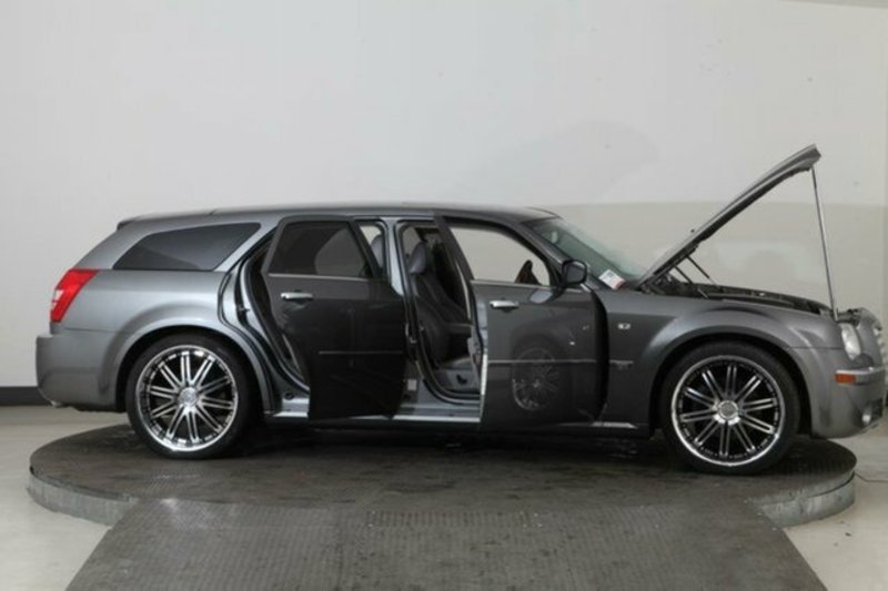 2006 CHRYSLER 300C 5.7 HEMI V8 TOURING LE MY06