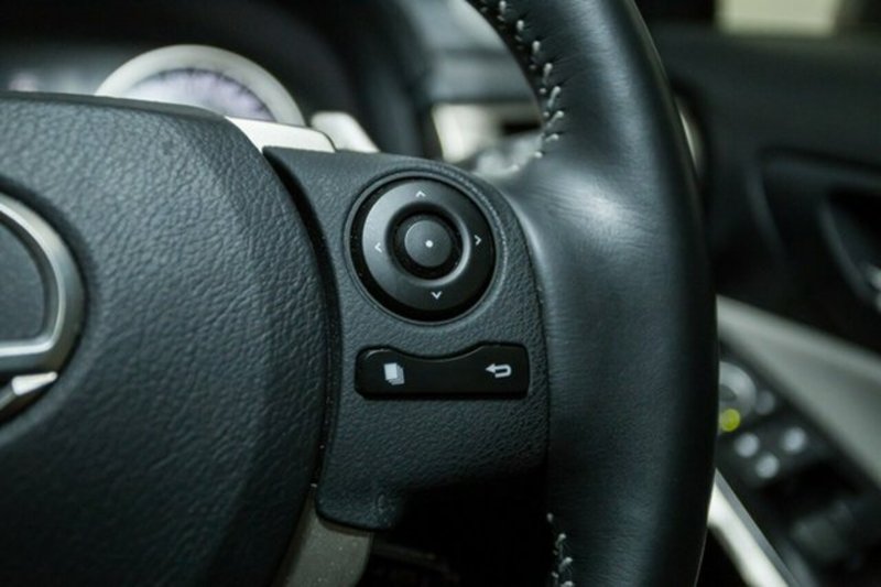 2014 LEXUS IS300h LUXURY HYBRID AVE30R MY15