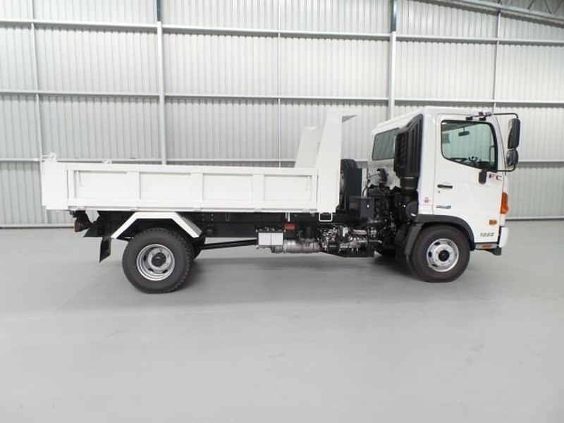 2016 HINO FC 1022-500 Series FC 1022-500 Series Truck