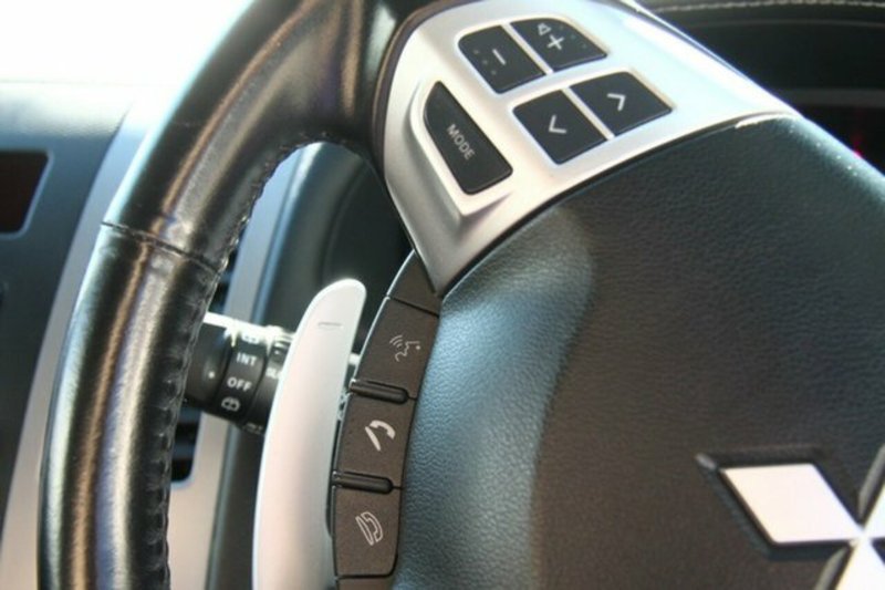 2009 MITSUBISHI OUTLANDER XLS ZG MY09