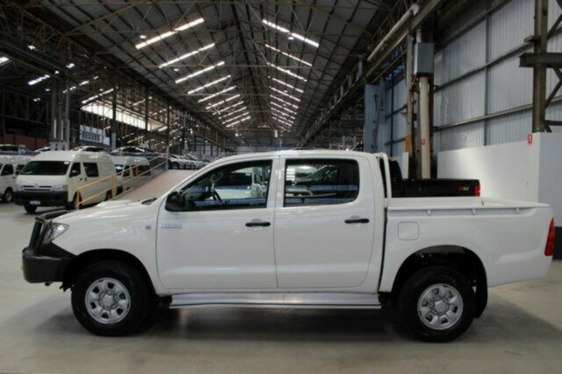 2011 TOYOTA HILUX SR (4x4) KUN26R MY11 UPGRADE