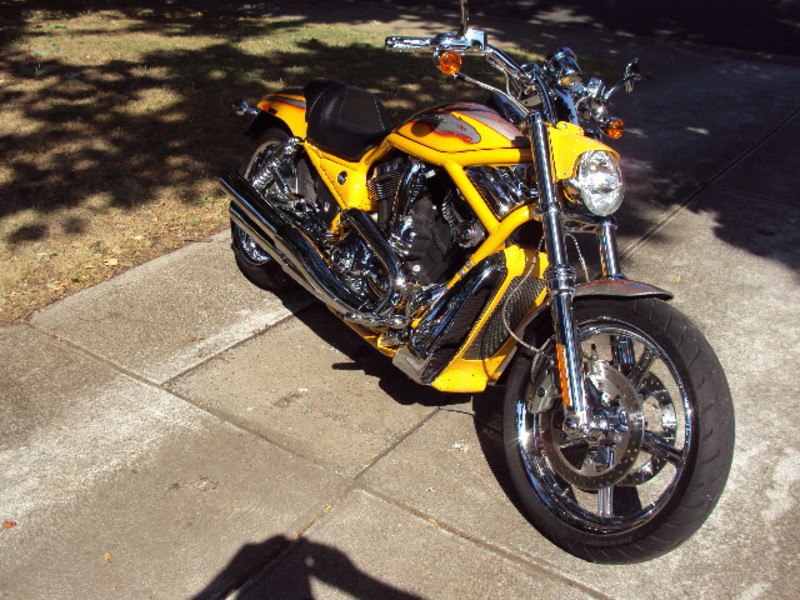 2006 HARLEY-DAVIDSON SCREAMIN' EAGLE V-ROD VRSCSE2