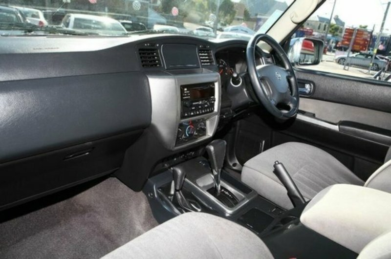 2009 NISSAN PATROL ST (4x4) GU VI