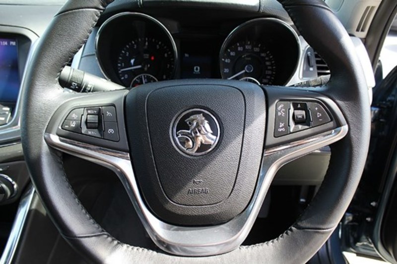 2014 HOLDEN CALAIS V VF