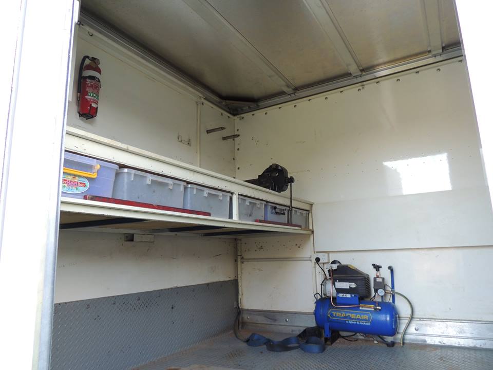 1992 NISSAN UD CM F88 RACE CAR TRANSPORTER