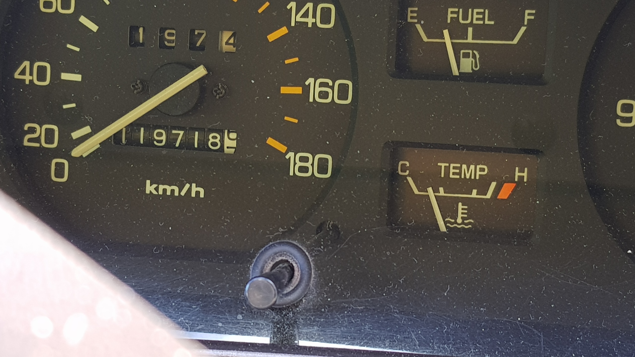 1984 TOYOTA COROLLA AE71 4D SEDAN