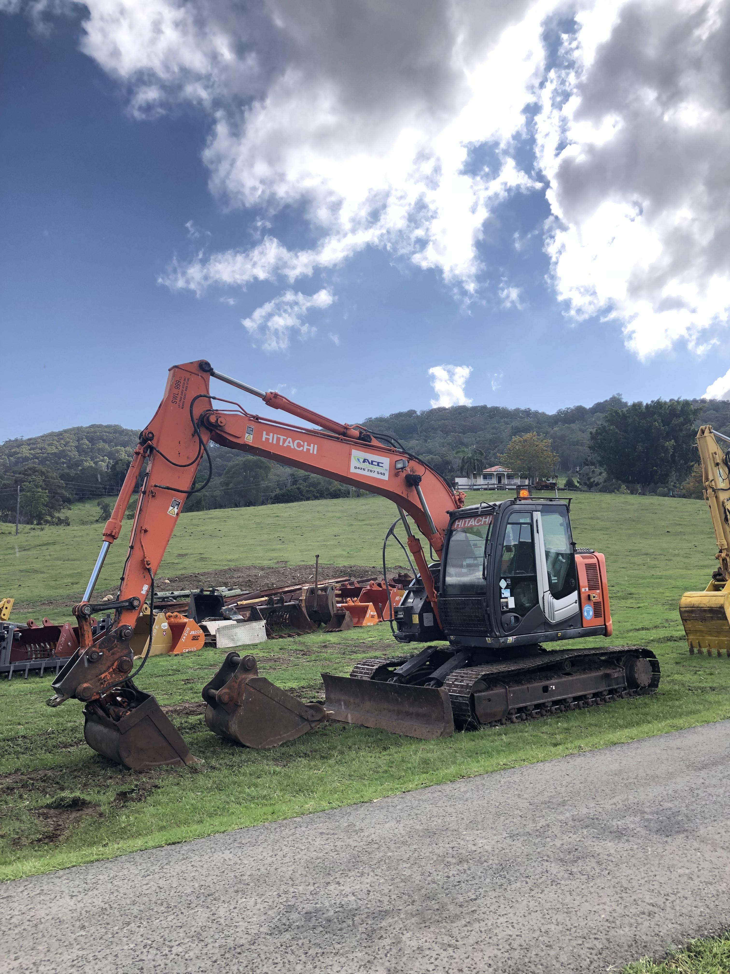 2008 HITACHI ZAXIS ZX135U-3