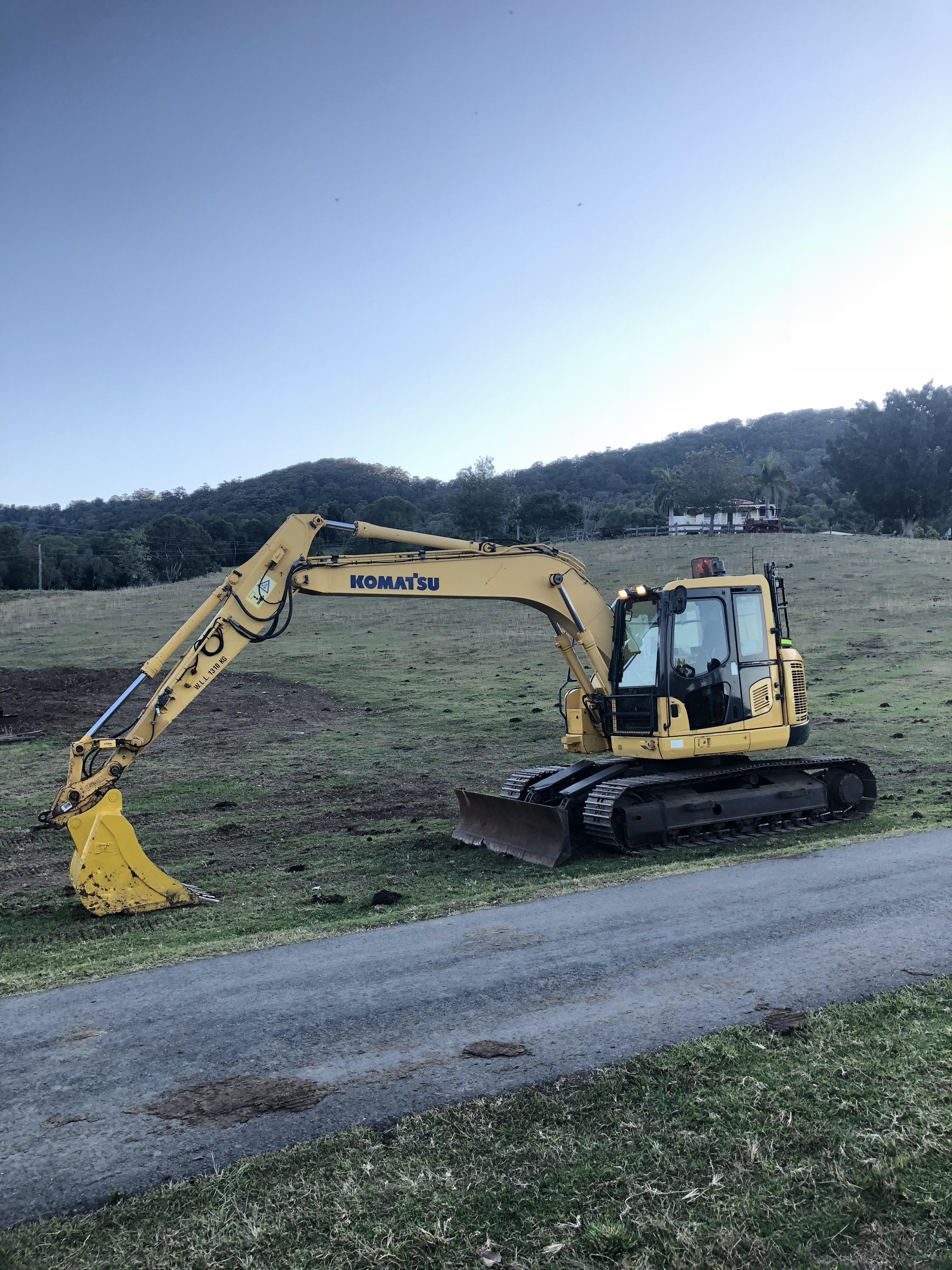 2014 KOMATSU PC138US-8