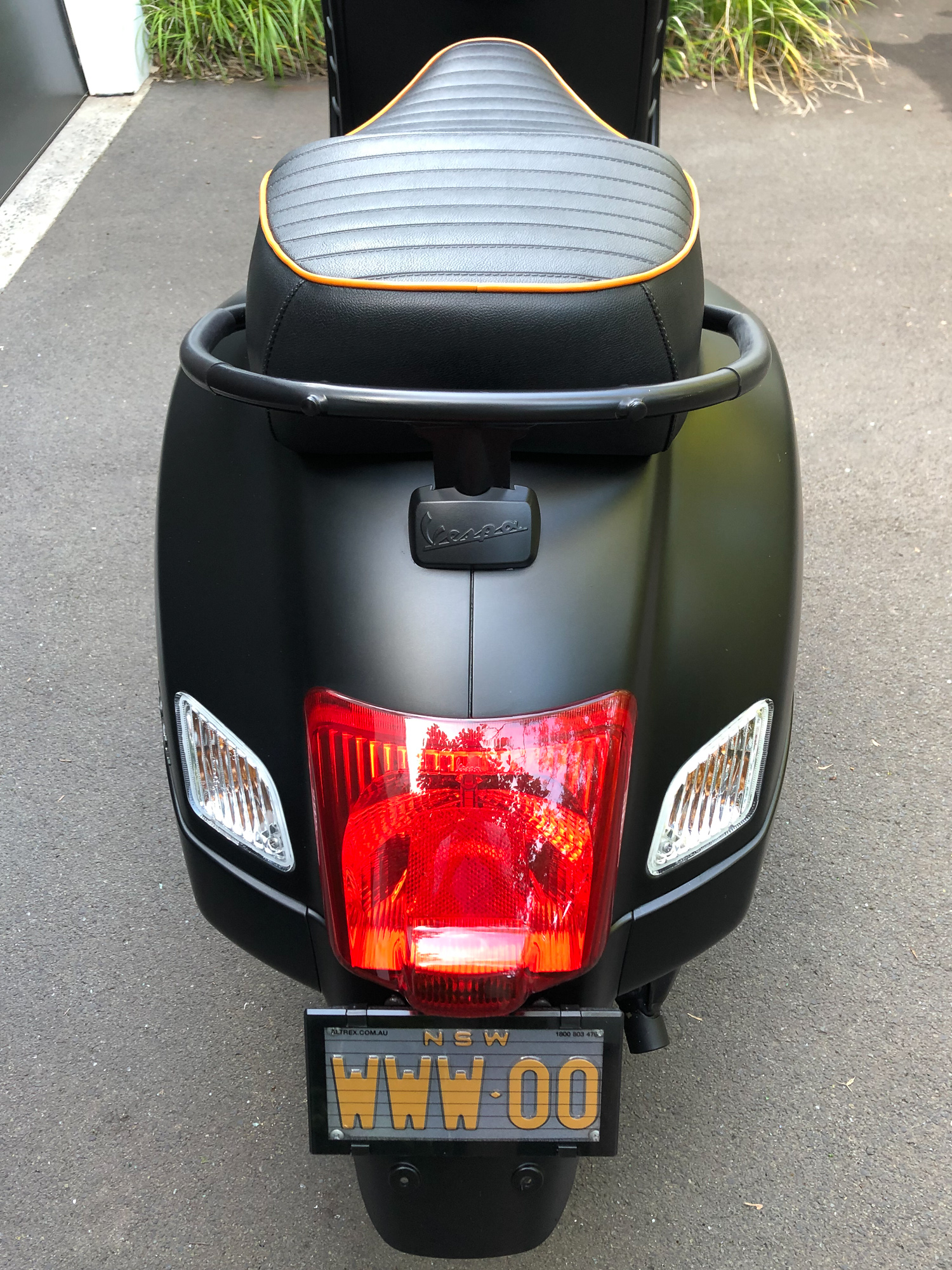 2013 VESPA GTS SUPER SPORT SCOOTER