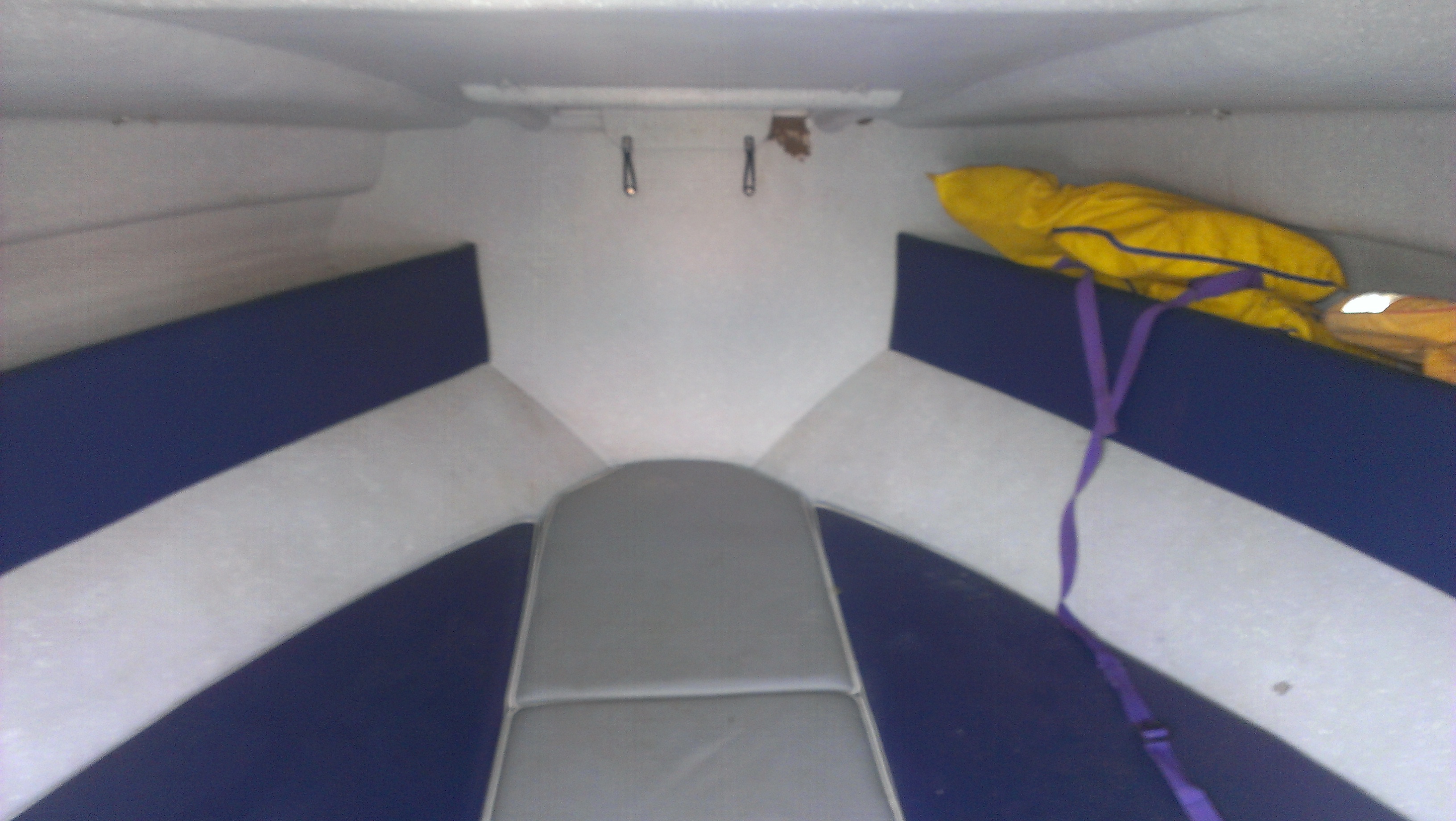 1992 FRASER 626 CABIN CRUISER