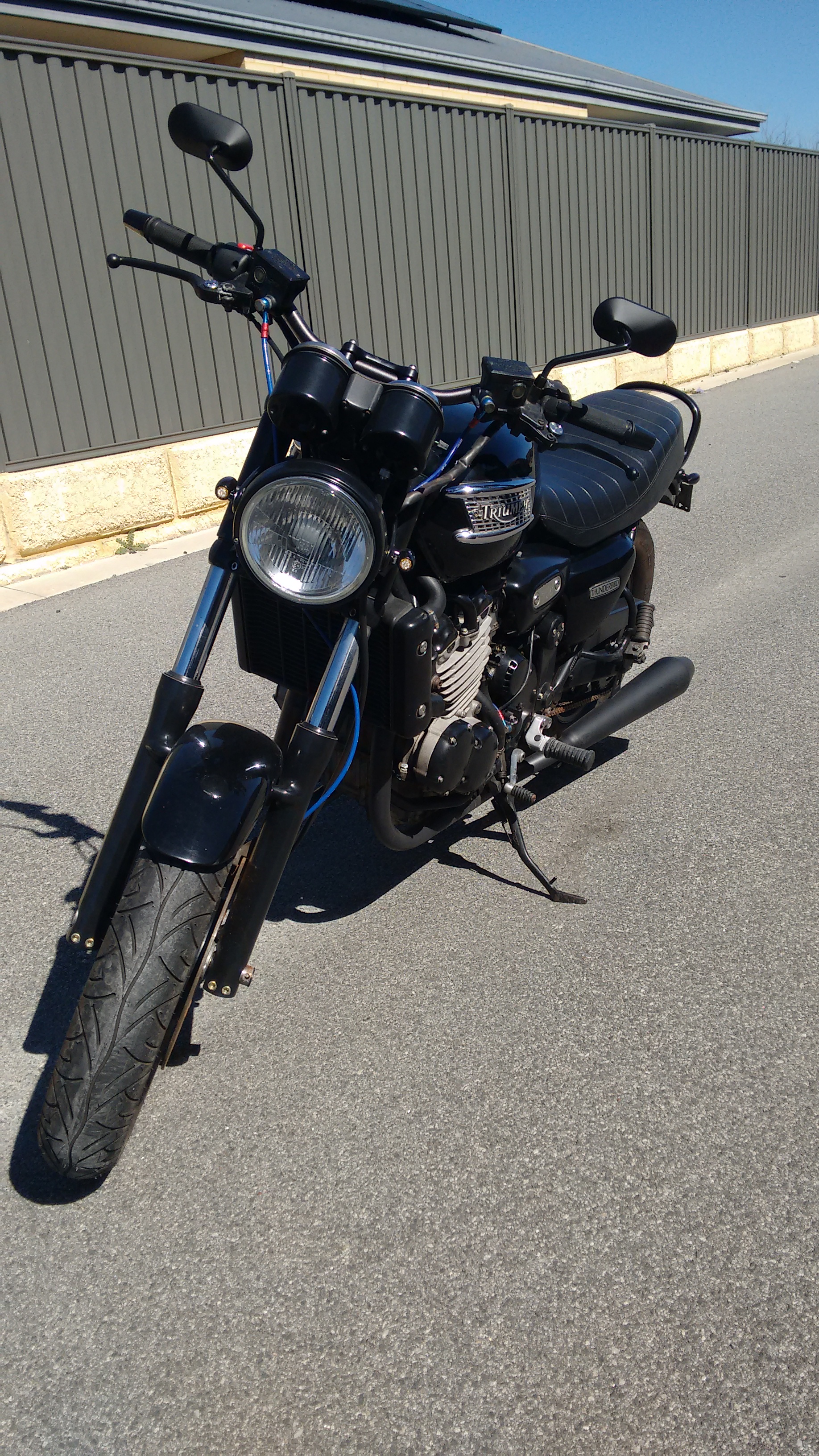 1996 TRIUMPH THUNDERBIRD ROAD