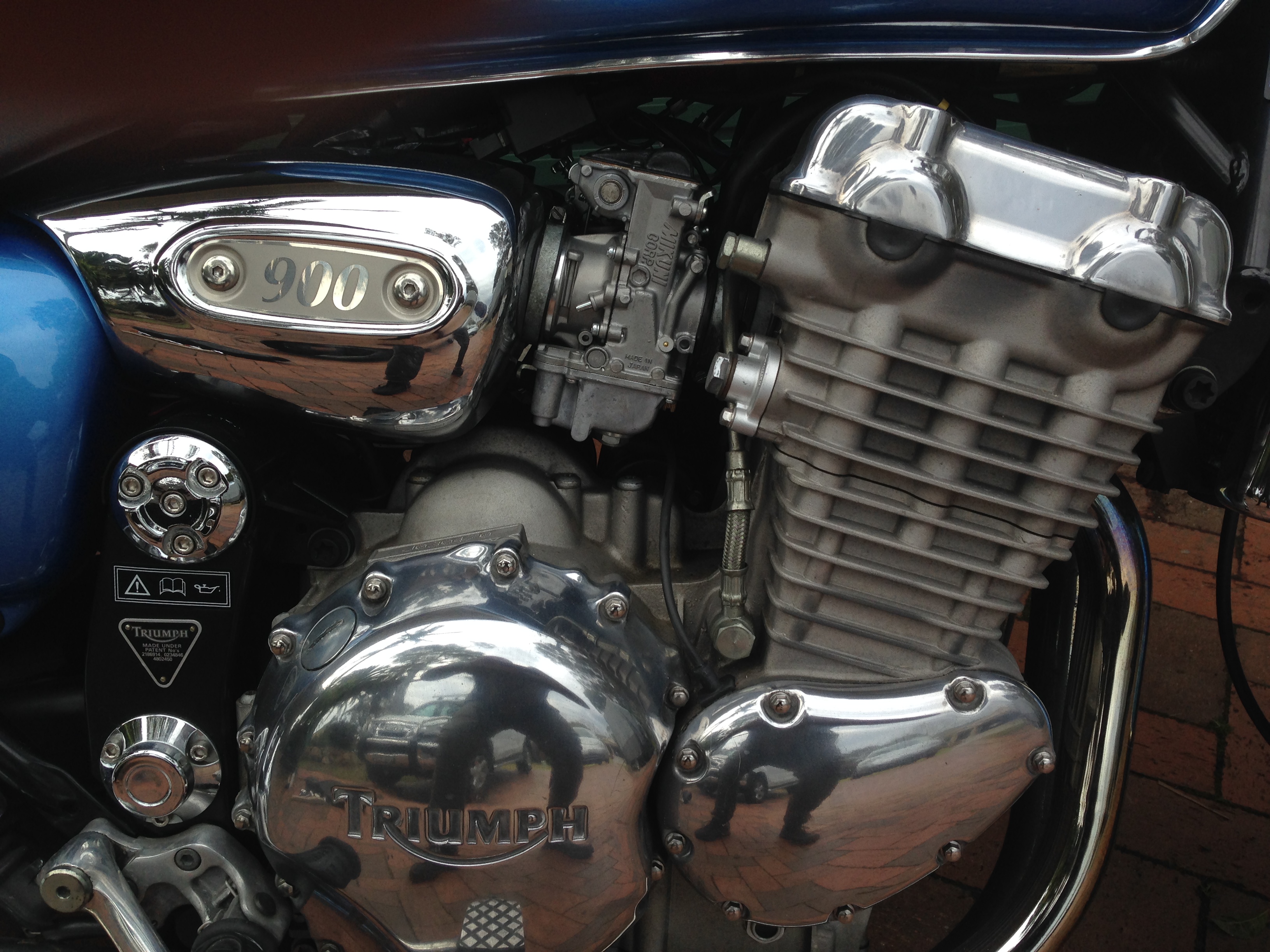 1996 TRIUMPH THUNDERBIRD 900
