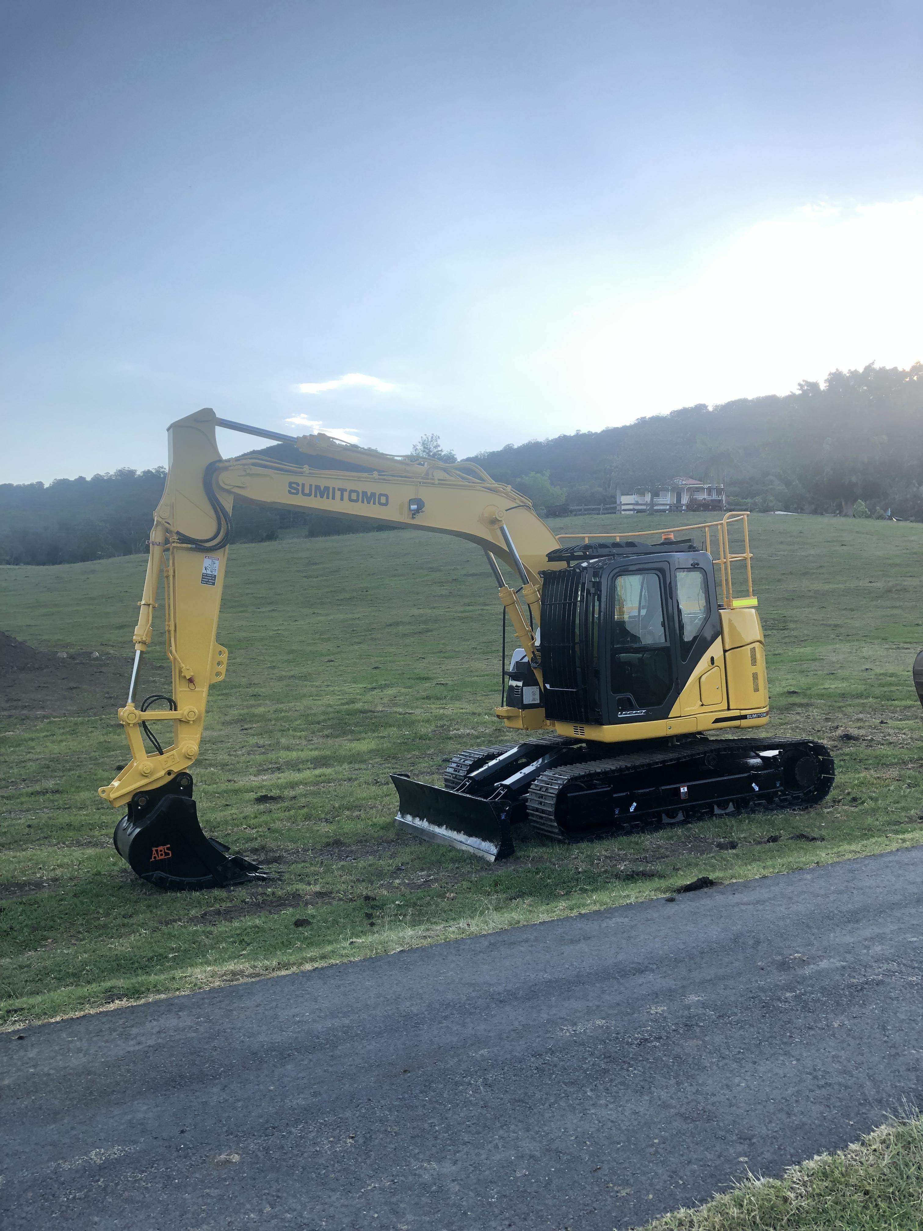 2015 MODEL SUMITOMO SH146X-6U ZERO SLEW EXCAVATOR