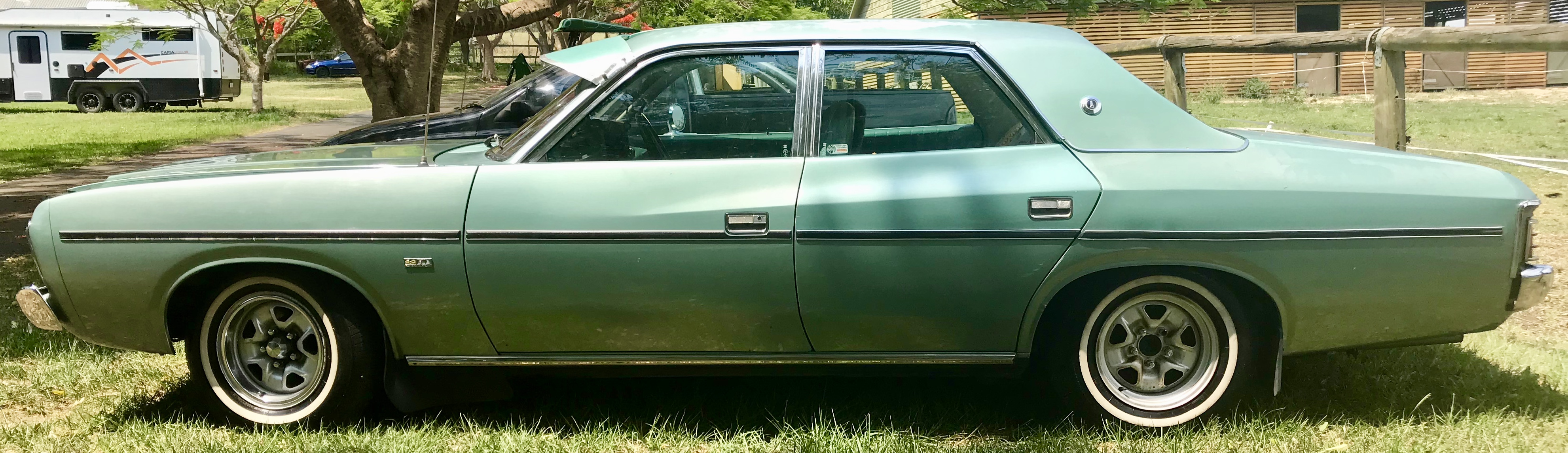 1981 CHRYSLER VALIANT CM 4D SEDAN 