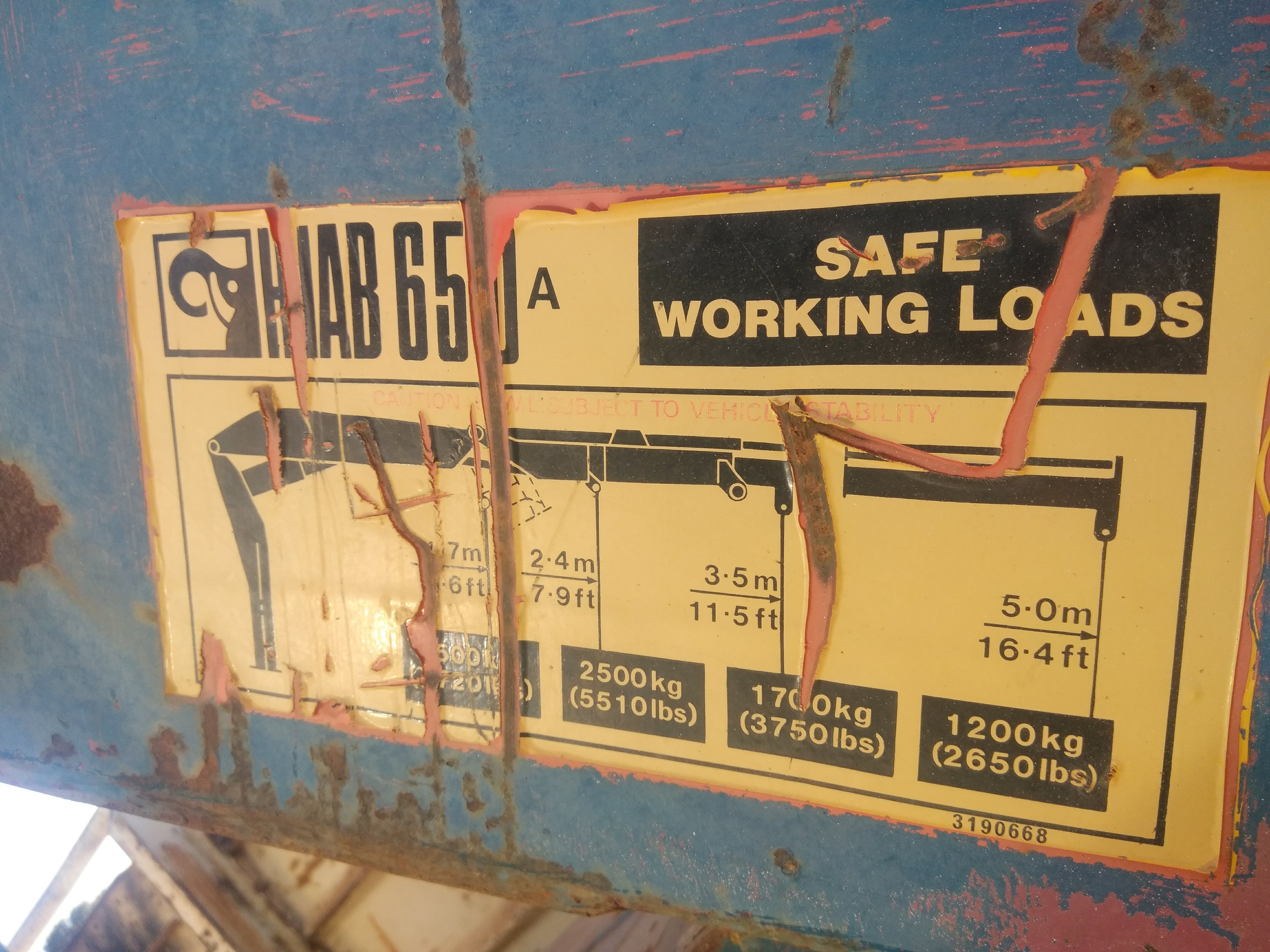 1986 HINO FF177K CRANE TRUCK