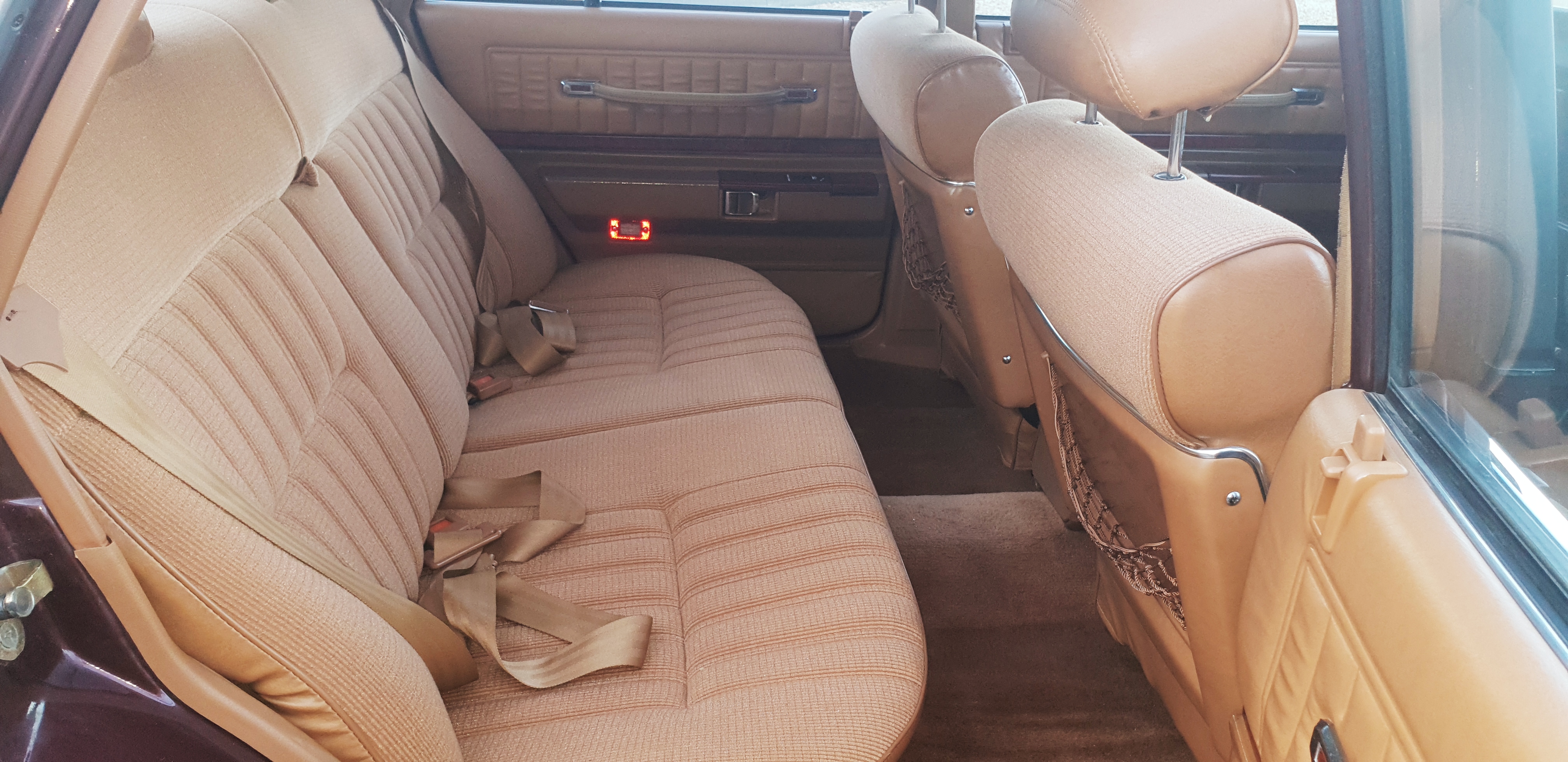 1981 DATSUN 280C 3 SP AUTOMATIC 4D SEDAN CARB